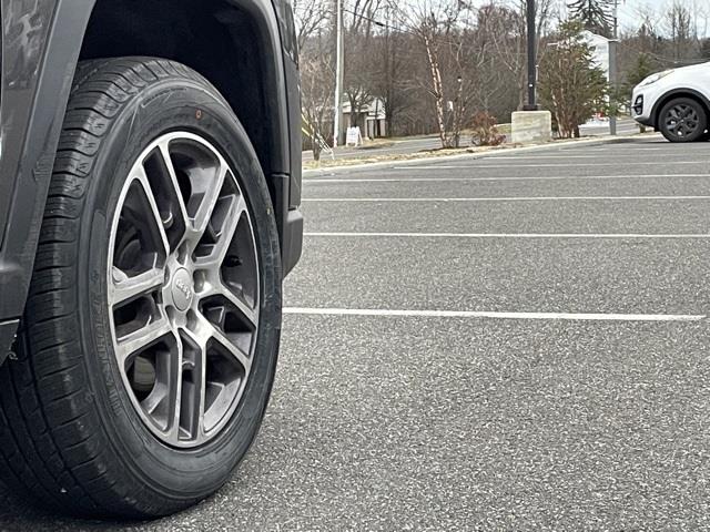 Used Jeep Compass Latitude 2018 | Blasius Federal Road. Brookfield, Connecticut Used Jeep Compass Latitude 2018 | Blasius Federal Road. Brookfield, Connecticut