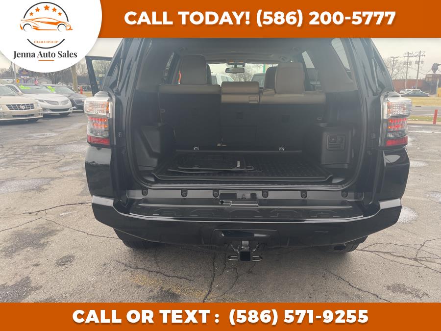 Used Toyota 4Runner 4WD 4dr V6 SR5 Premium (Natl) 2016 | Jenna Auto Sale Inc. Roseville, Michigan Used Toyota 4Runner 4WD 4dr V6 SR5 Premium (Natl) 2016 | Jenna Auto Sale Inc. Roseville, Michigan