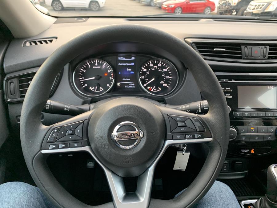 2017 Nissan Rogue AWD SV, available for sale in Waterbury, Connecticut | Jim Juliani Motors. Waterbury, Connecticut 2017 Nissan Rogue AWD SV, available for sale in Waterbury, Connecticut | Jim Juliani Motors. Waterbury, Connecticut