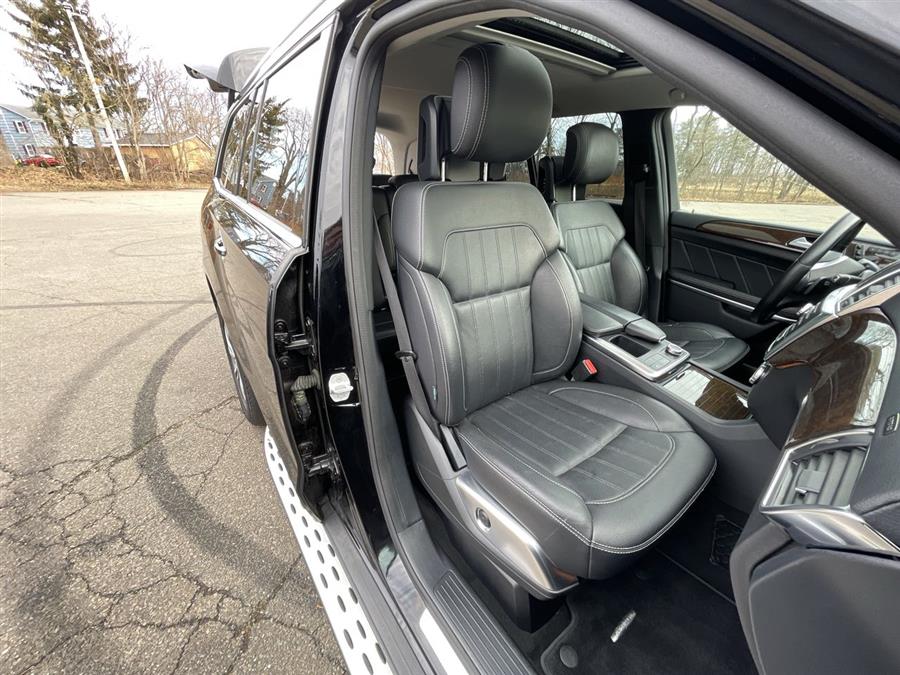 Used Mercedes-Benz GL-Class 4MATIC 4dr GL 450 2013 | Wiz Leasing Inc. Stratford, Connecticut Used Mercedes-Benz GL-Class 4MATIC 4dr GL 450 2013 | Wiz Leasing Inc. Stratford, Connecticut