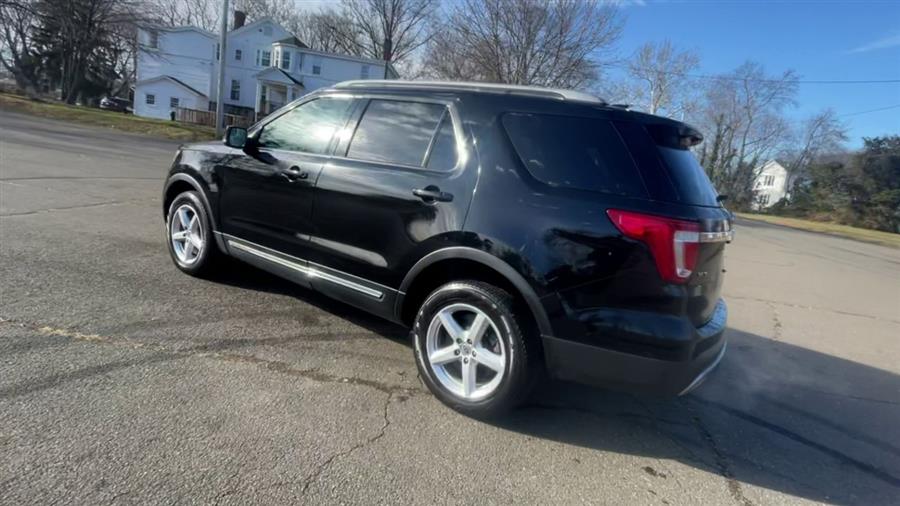 2016 Ford Explorer 4WD 4dr XLT, available for sale in Stratford, Connecticut | Wiz Leasing Inc. Stratford, Connecticut 2016 Ford Explorer 4WD 4dr XLT, available for sale in Stratford, Connecticut | Wiz Leasing Inc. Stratford, Connecticut