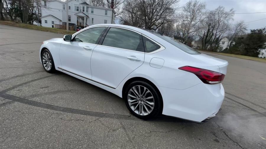 2015 Hyundai Genesis 4dr Sdn V6 3.8L AWD, available for sale in Stratford, Connecticut | Wiz Leasing Inc. Stratford, Connecticut 2015 Hyundai Genesis 4dr Sdn V6 3.8L AWD, available for sale in Stratford, Connecticut | Wiz Leasing Inc. Stratford, Connecticut