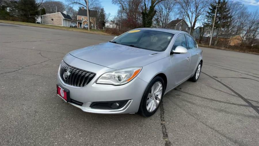 2015 Buick Regal 4dr Sdn Premium I FWD, available for sale in Stratford, Connecticut | Wiz Leasing Inc. Stratford, Connecticut 2015 Buick Regal 4dr Sdn Premium I FWD, available for sale in Stratford, Connecticut | Wiz Leasing Inc. Stratford, Connecticut