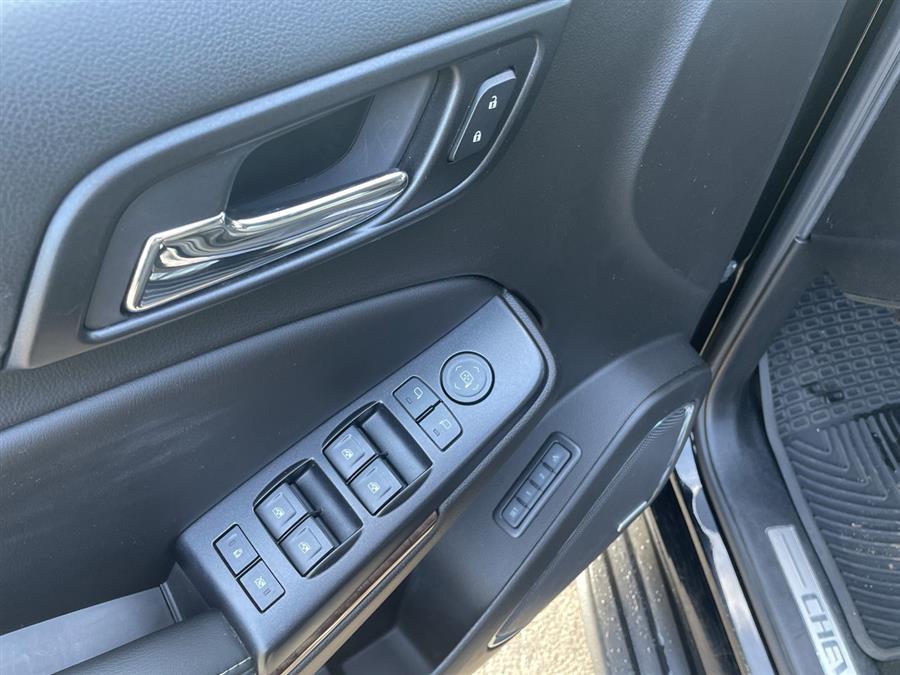 2017 Chevrolet Suburban 4WD 4dr 1500 LT, available for sale in Stratford, Connecticut | Wiz Leasing Inc. Stratford, Connecticut 2017 Chevrolet Suburban 4WD 4dr 1500 LT, available for sale in Stratford, Connecticut | Wiz Leasing Inc. Stratford, Connecticut