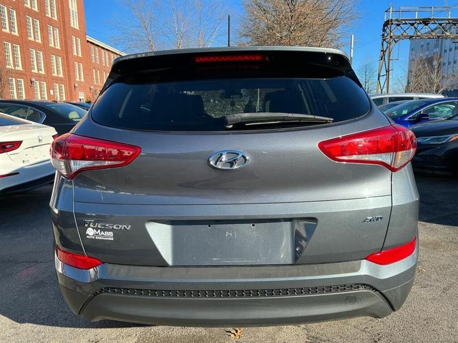 Used Hyundai Tucson 2.0L SE 2018 | Mass Auto Exchange. Framingham, Massachusetts