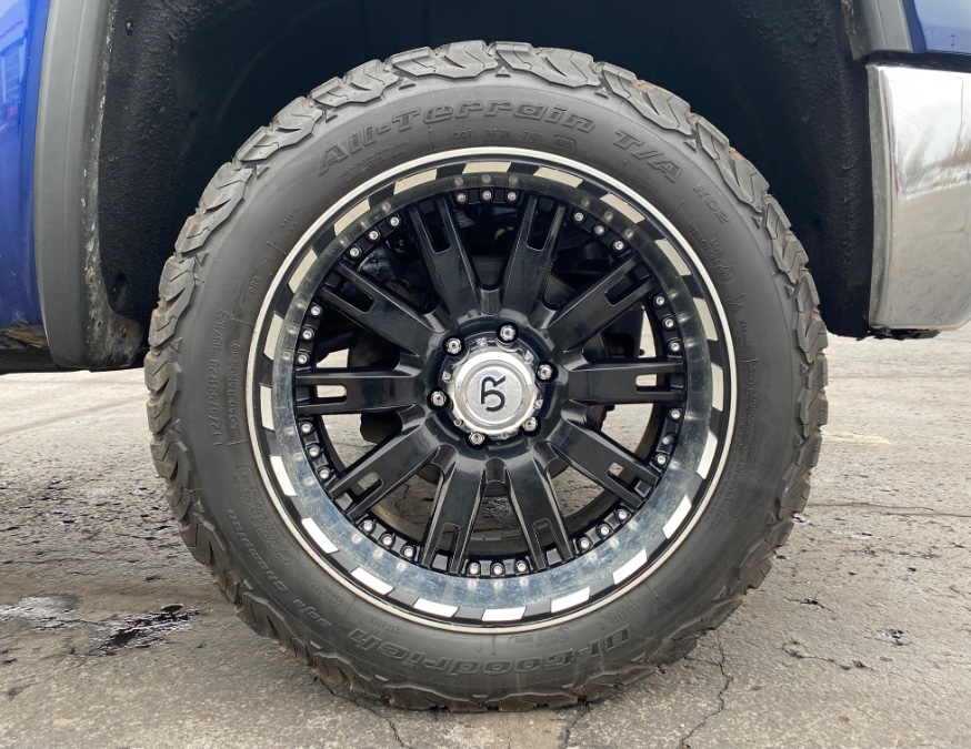Used GMC Sierra 1500 4WD Double Cab 143.5" SLE 2014 | Marsh Auto Sales LLC. Ortonville, Michigan Used GMC Sierra 1500 4WD Double Cab 143.5" SLE 2014 | Marsh Auto Sales LLC. Ortonville, Michigan