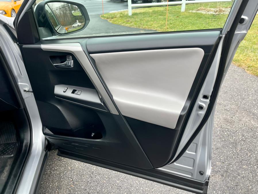 2017 Toyota RAV4 XLE AWD (Natl), available for sale in South Windsor, Connecticut | Mike And Tony Auto Sales, Inc. South Windsor, Connecticut 2017 Toyota RAV4 XLE AWD (Natl), available for sale in South Windsor, Connecticut | Mike And Tony Auto Sales, Inc. South Windsor, Connecticut