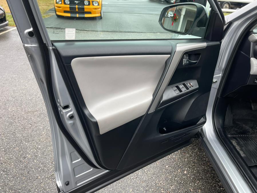 2017 Toyota RAV4 XLE AWD (Natl), available for sale in South Windsor, Connecticut | Mike And Tony Auto Sales, Inc. South Windsor, Connecticut 2017 Toyota RAV4 XLE AWD (Natl), available for sale in South Windsor, Connecticut | Mike And Tony Auto Sales, Inc. South Windsor, Connecticut