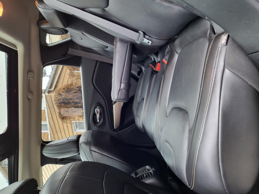 Used Jeep Cherokee Limited 4x4 2018 | Champion Used Auto Sales 2. Newark , New Jersey Used Jeep Cherokee Limited 4x4 2018 | Champion Used Auto Sales 2. Newark , New Jersey