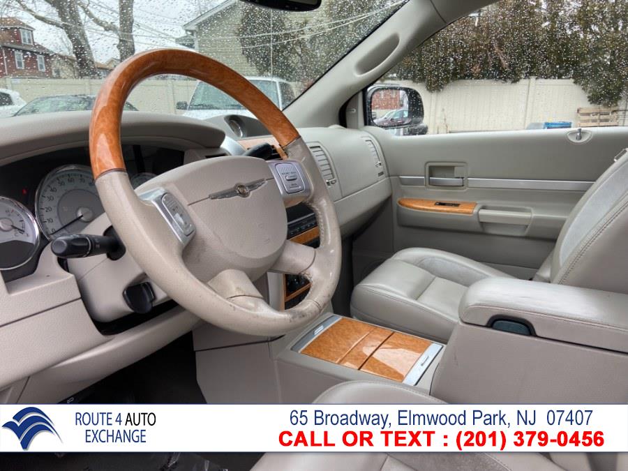 Used Chrysler Aspen 4WD 4dr Limited 2007 | Route 4 Auto Exchange. Elmwood Park, New Jersey Used Chrysler Aspen 4WD 4dr Limited 2007 | Route 4 Auto Exchange. Elmwood Park, New Jersey