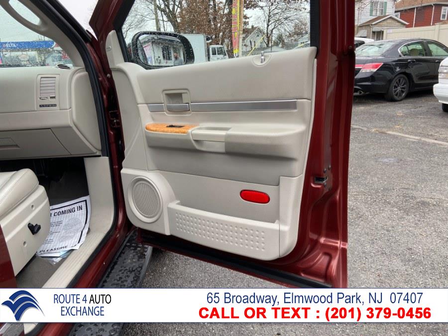 Used Chrysler Aspen 4WD 4dr Limited 2007 | Route 4 Auto Exchange. Elmwood Park, New Jersey Used Chrysler Aspen 4WD 4dr Limited 2007 | Route 4 Auto Exchange. Elmwood Park, New Jersey