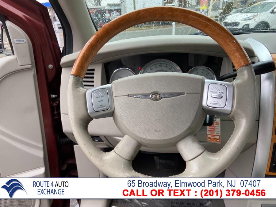 Used Chrysler Aspen 4WD 4dr Limited 2007 | Route 4 Auto Exchange. Elmwood Park, New Jersey Used Chrysler Aspen 4WD 4dr Limited 2007 | Route 4 Auto Exchange. Elmwood Park, New Jersey
