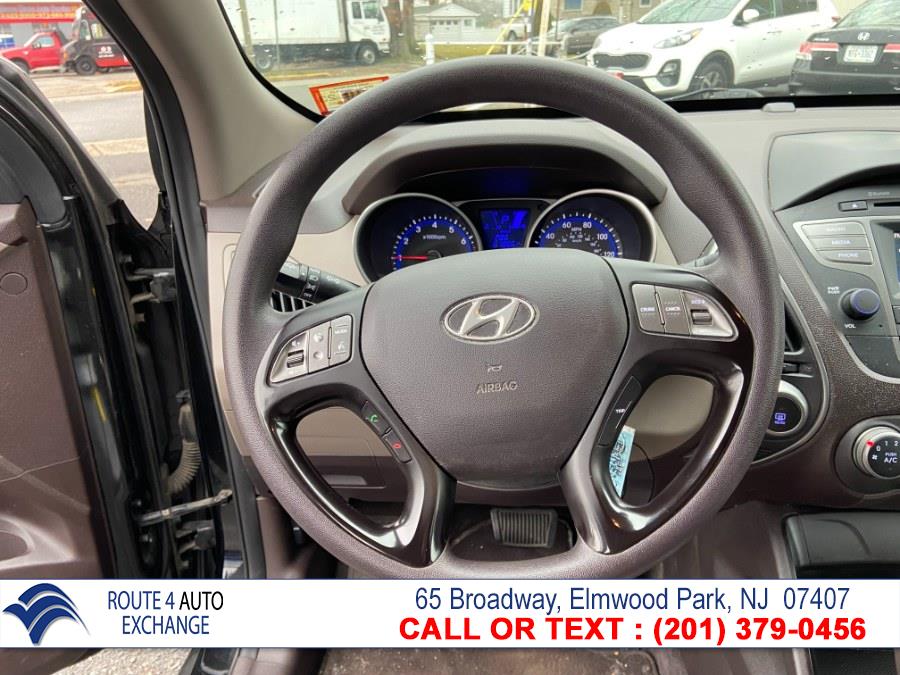 Used Hyundai Tucson AWD 4dr GLS 2015 | Route 4 Auto Exchange. Elmwood Park, New Jersey Used Hyundai Tucson AWD 4dr GLS 2015 | Route 4 Auto Exchange. Elmwood Park, New Jersey