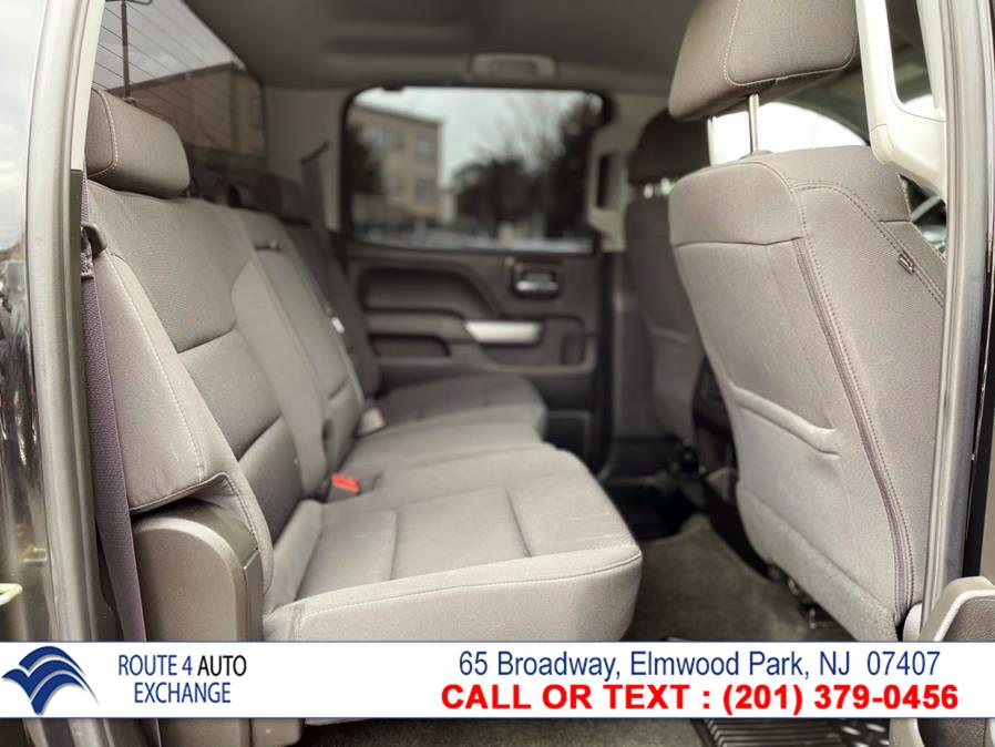 Used Chevrolet Silverado 1500 4WD Crew Cab 153.0" LT w/1LT 2017 | Route 4 Auto Exchange. Elmwood Park, New Jersey Used Chevrolet Silverado 1500 4WD Crew Cab 153.0" LT w/1LT 2017 | Route 4 Auto Exchange. Elmwood Park, New Jersey