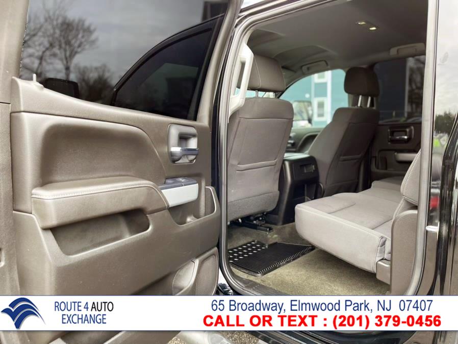 Used Chevrolet Silverado 1500 4WD Crew Cab 153.0" LT w/1LT 2017 | Route 4 Auto Exchange. Elmwood Park, New Jersey Used Chevrolet Silverado 1500 4WD Crew Cab 153.0" LT w/1LT 2017 | Route 4 Auto Exchange. Elmwood Park, New Jersey