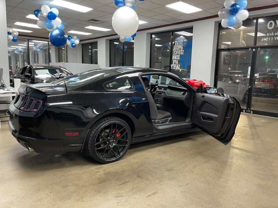 Used Ford Mustang 2dr Cpe GT 2013 | 5 Towns Drive. Inwood, New York Used Ford Mustang 2dr Cpe GT 2013 | 5 Towns Drive. Inwood, New York