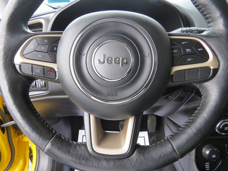 Used Jeep Renegade Latitude 4x4 4dr SUV 2016 | Lake City Exports Inc. Auburn, Maine Used Jeep Renegade Latitude 4x4 4dr SUV 2016 | Lake City Exports Inc. Auburn, Maine