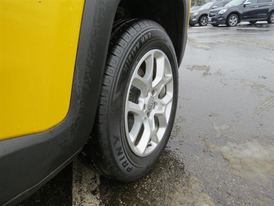 Used Jeep Renegade Latitude 4x4 4dr SUV 2016 | Lake City Exports Inc. Auburn, Maine Used Jeep Renegade Latitude 4x4 4dr SUV 2016 | Lake City Exports Inc. Auburn, Maine