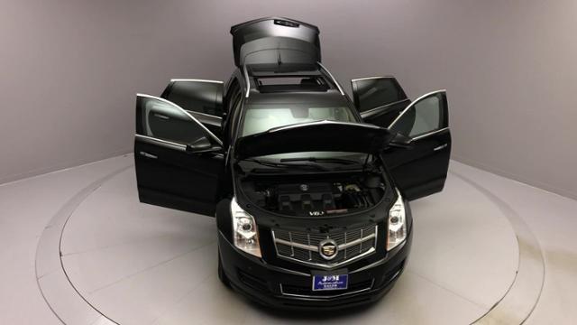 2012 Cadillac Srx AWD 4dr Luxury Collection, available for sale in Naugatuck, Connecticut | J&M Automotive Sls&Svc LLC. Naugatuck, Connecticut 2012 Cadillac Srx AWD 4dr Luxury Collection, available for sale in Naugatuck, Connecticut | J&M Automotive Sls&Svc LLC. Naugatuck, Connecticut