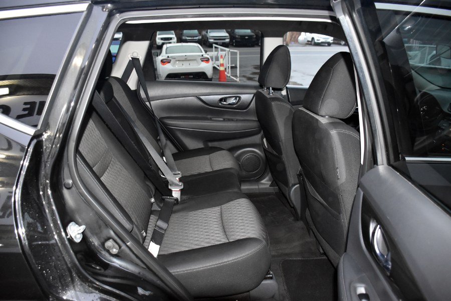 Used Nissan Rogue AWD S 2017 | Highline Car Connection. Waterbury, Connecticut Used Nissan Rogue AWD S 2017 | Highline Car Connection. Waterbury, Connecticut