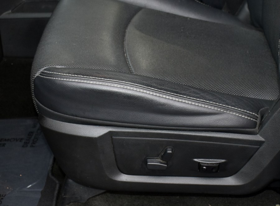 Used Ram 1500 Night 4x4 Crew Cab 6''4" Box 2017 | Highline Car Connection. Waterbury, Connecticut Used Ram 1500 Night 4x4 Crew Cab 6''4" Box 2017 | Highline Car Connection. Waterbury, Connecticut