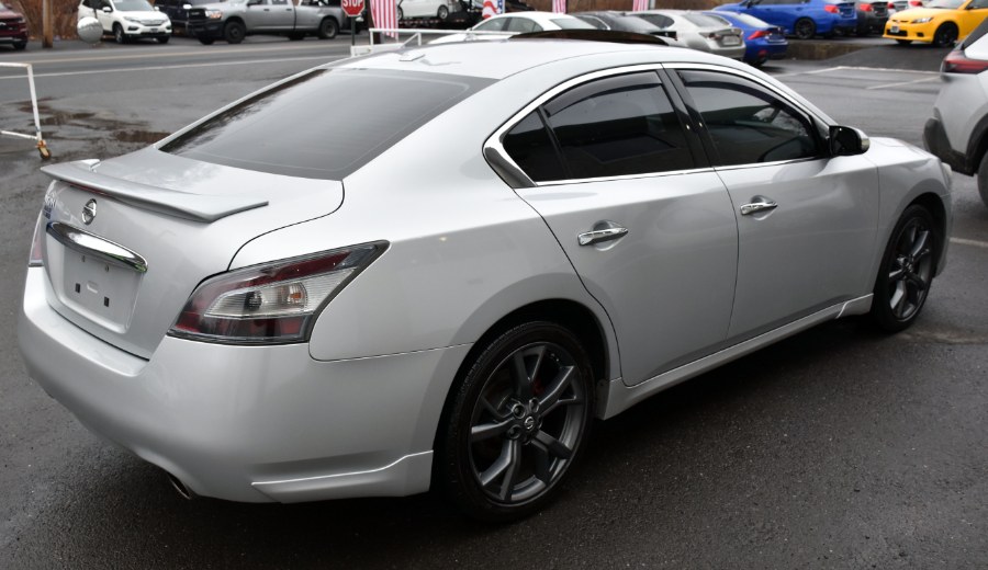 Used Nissan Maxima 4dr Sdn 3.5 SV w/Premium Pkg 2014 | Highline Car Connection. Waterbury, Connecticut Used Nissan Maxima 4dr Sdn 3.5 SV w/Premium Pkg 2014 | Highline Car Connection. Waterbury, Connecticut