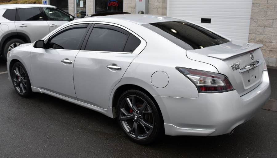 Used Nissan Maxima 4dr Sdn 3.5 SV w/Premium Pkg 2014 | Highline Car Connection. Waterbury, Connecticut Used Nissan Maxima 4dr Sdn 3.5 SV w/Premium Pkg 2014 | Highline Car Connection. Waterbury, Connecticut