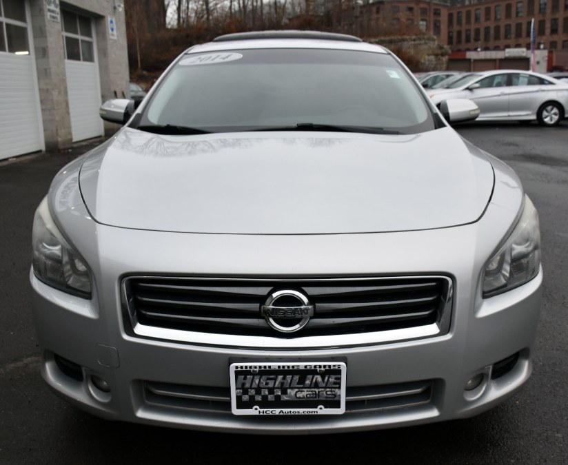 Used Nissan Maxima 4dr Sdn 3.5 SV w/Premium Pkg 2014 | Highline Car Connection. Waterbury, Connecticut Used Nissan Maxima 4dr Sdn 3.5 SV w/Premium Pkg 2014 | Highline Car Connection. Waterbury, Connecticut