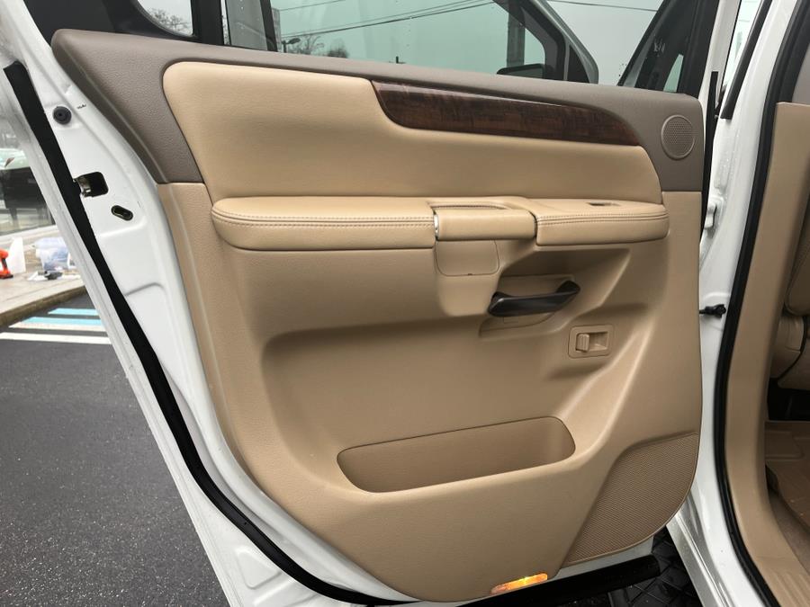 Used Nissan Armada 4WD 4dr Platinum 2014 | Sunrise Auto Sales. Rosedale, New York Used Nissan Armada 4WD 4dr Platinum 2014 | Sunrise Auto Sales. Rosedale, New York