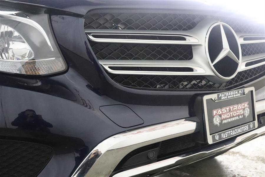 2018 Mercedes-benz Glc 300 4MATIC, available for sale in Paterson, New Jersey | Fast Track Motors. Paterson, New Jersey 2018 Mercedes-benz Glc 300 4MATIC, available for sale in Paterson, New Jersey | Fast Track Motors. Paterson, New Jersey