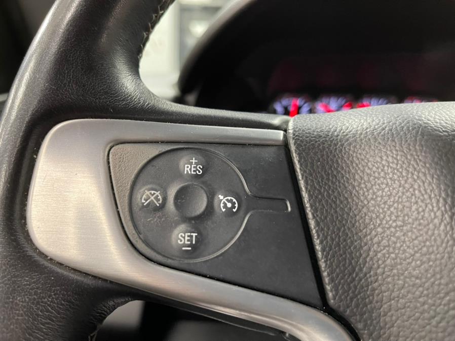 Used GMC Yukon XL 4WD 4dr SLE 2015 | 5 Towns Drive. Inwood, New York Used GMC Yukon XL 4WD 4dr SLE 2015 | 5 Towns Drive. Inwood, New York