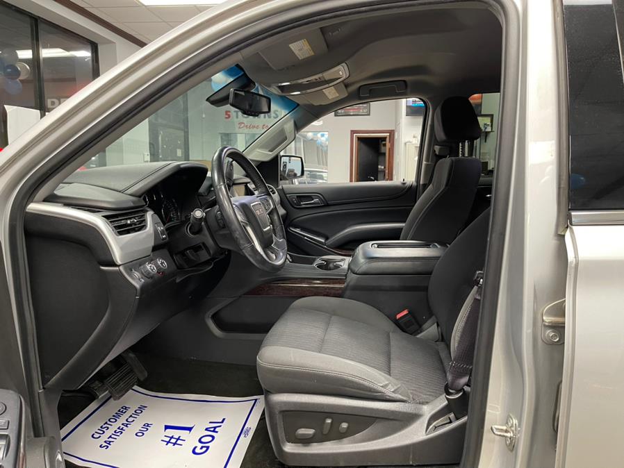Used GMC Yukon XL 4WD 4dr SLE 2015 | 5 Towns Drive. Inwood, New York Used GMC Yukon XL 4WD 4dr SLE 2015 | 5 Towns Drive. Inwood, New York