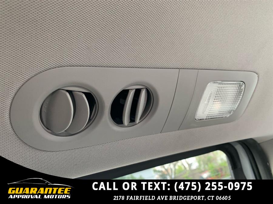 2016 Honda Odyssey LX 4dr Mini Van, available for sale in Bridgeport, Connecticut | Guarantee Approval Motors. Bridgeport, Connecticut 2016 Honda Odyssey LX 4dr Mini Van, available for sale in Bridgeport, Connecticut | Guarantee Approval Motors. Bridgeport, Connecticut