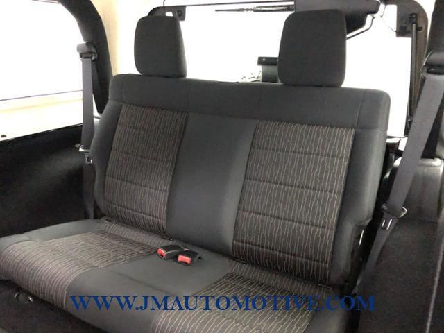 Used Jeep Wrangler 4WD 2dr Sahara 2011 | J&M Automotive Sls&Svc LLC. Naugatuck, Connecticut Used Jeep Wrangler 4WD 2dr Sahara 2011 | J&M Automotive Sls&Svc LLC. Naugatuck, Connecticut