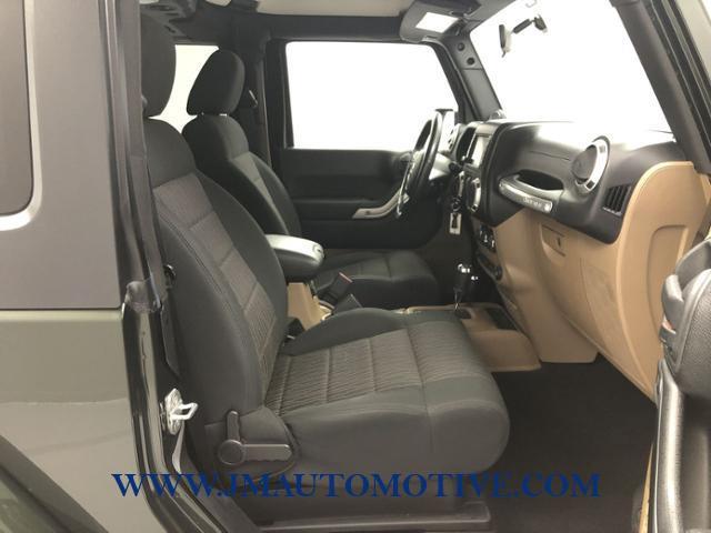Used Jeep Wrangler 4WD 2dr Sahara 2011 | J&M Automotive Sls&Svc LLC. Naugatuck, Connecticut Used Jeep Wrangler 4WD 2dr Sahara 2011 | J&M Automotive Sls&Svc LLC. Naugatuck, Connecticut