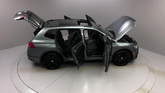 2020 Volkswagen Tiguan 2.0T SE 4MOTION, available for sale in Naugatuck, Connecticut | J&M Automotive Sls&Svc LLC. Naugatuck, Connecticut 2020 Volkswagen Tiguan 2.0T SE 4MOTION, available for sale in Naugatuck, Connecticut | J&M Automotive Sls&Svc LLC. Naugatuck, Connecticut
