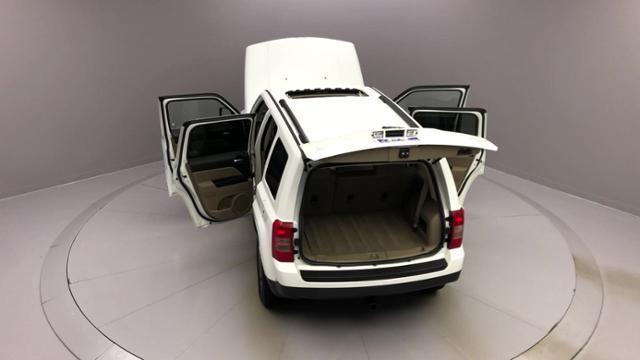 2015 Jeep Patriot 4WD 4dr High Altitude Edition, available for sale in Naugatuck, Connecticut | J&M Automotive Sls&Svc LLC. Naugatuck, Connecticut 2015 Jeep Patriot 4WD 4dr High Altitude Edition, available for sale in Naugatuck, Connecticut | J&M Automotive Sls&Svc LLC. Naugatuck, Connecticut
