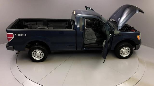 2013 Ford F-150 4WD Reg Cab 145 XL, available for sale in Naugatuck, Connecticut | J&M Automotive Sls&Svc LLC. Naugatuck, Connecticut 2013 Ford F-150 4WD Reg Cab 145 XL, available for sale in Naugatuck, Connecticut | J&M Automotive Sls&Svc LLC. Naugatuck, Connecticut