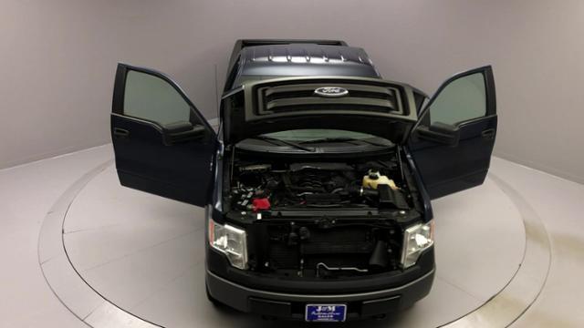 2013 Ford F-150 4WD Reg Cab 145 XL, available for sale in Naugatuck, Connecticut | J&M Automotive Sls&Svc LLC. Naugatuck, Connecticut 2013 Ford F-150 4WD Reg Cab 145 XL, available for sale in Naugatuck, Connecticut | J&M Automotive Sls&Svc LLC. Naugatuck, Connecticut