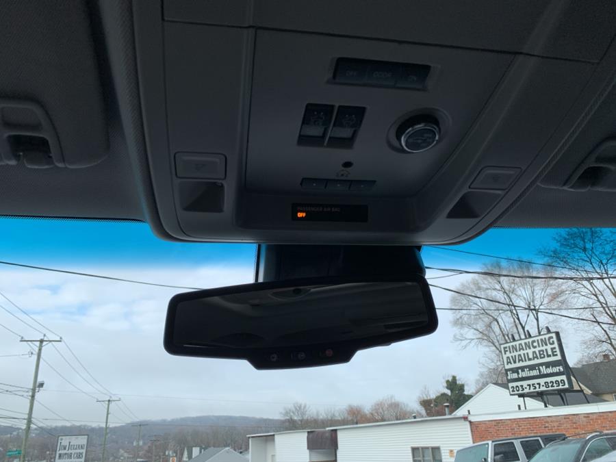 Used Chevrolet Suburban 4WD 4dr LT 2015 | Jim Juliani Motors. Waterbury, Connecticut