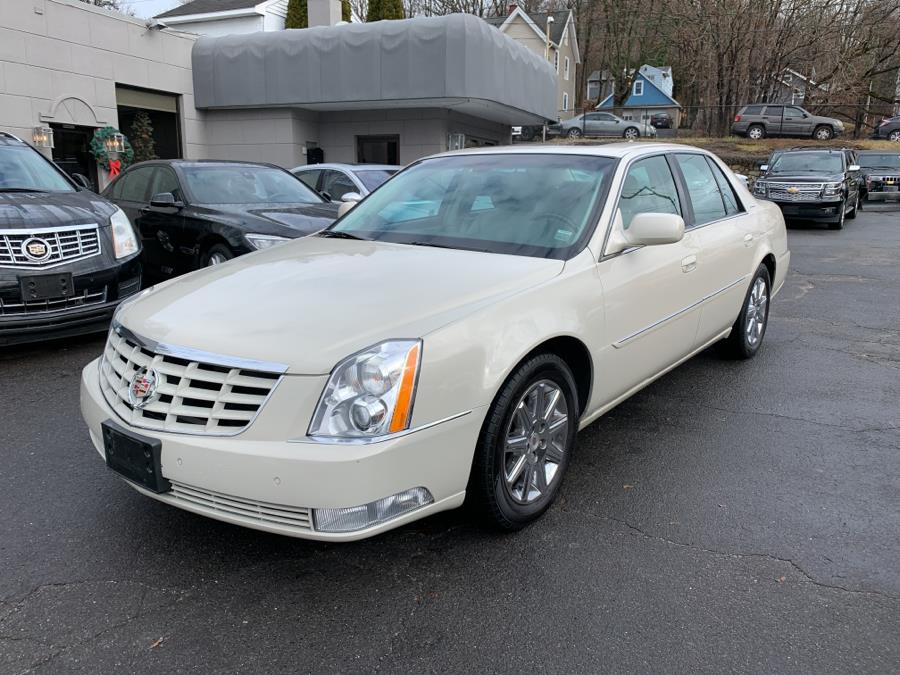 2011 Cadillac DTS 4dr Sdn Premium Collection, available for sale in Waterbury, Connecticut | Jim Juliani Motors. Waterbury, Connecticut 2011 Cadillac DTS 4dr Sdn Premium Collection, available for sale in Waterbury, Connecticut | Jim Juliani Motors. Waterbury, Connecticut