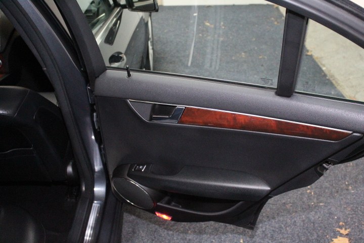 Used Mercedes-Benz C-Class 4dr Sdn C300 Sport 4MATIC 2010 | New England Auto Sales LLC. Plainville, Connecticut Used Mercedes-Benz C-Class 4dr Sdn C300 Sport 4MATIC 2010 | New England Auto Sales LLC. Plainville, Connecticut