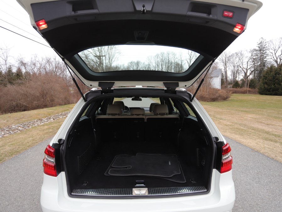 Used Mercedes-Benz E-Class 4dr Wgn E350 Luxury 4MATIC 2011 | Meccanic Shop North Inc. North Salem, New York Used Mercedes-Benz E-Class 4dr Wgn E350 Luxury 4MATIC 2011 | Meccanic Shop North Inc. North Salem, New York