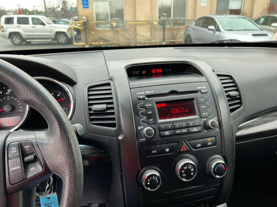 Used Kia Sorento 2WD 4dr I4 LX 2013 | J & A Auto Center. Raynham, Massachusetts Used Kia Sorento 2WD 4dr I4 LX 2013 | J & A Auto Center. Raynham, Massachusetts