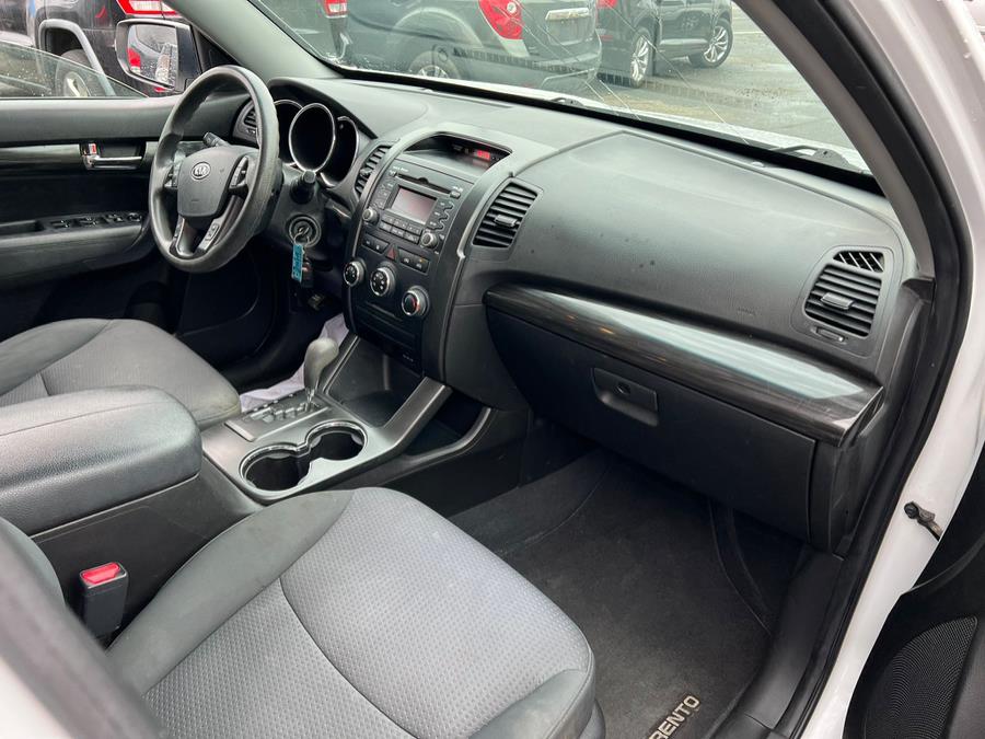 Used Kia Sorento 2WD 4dr I4 LX 2013 | J & A Auto Center. Raynham, Massachusetts Used Kia Sorento 2WD 4dr I4 LX 2013 | J & A Auto Center. Raynham, Massachusetts