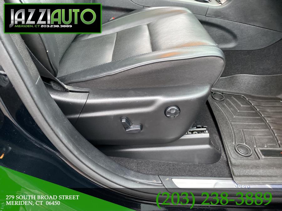 2019 Jeep Grand Cherokee Overland 4x4, available for sale in Meriden, Connecticut | Jazzi Auto Sales LLC. Meriden, Connecticut 2019 Jeep Grand Cherokee Overland 4x4, available for sale in Meriden, Connecticut | Jazzi Auto Sales LLC. Meriden, Connecticut