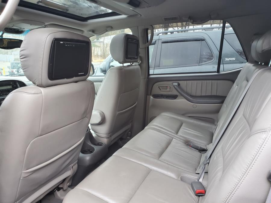 2003 Toyota Sequoia 4dr Limited 4WD (SE), available for sale in Brockton, Massachusetts | Capital Lease and Finance. Brockton, Massachusetts