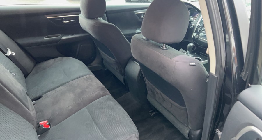 2014 Nissan Altima 2.5 S, available for sale in Waterbury, Connecticut | West End Automotive Center. Waterbury, Connecticut 2014 Nissan Altima 2.5 S, available for sale in Waterbury, Connecticut | West End Automotive Center. Waterbury, Connecticut