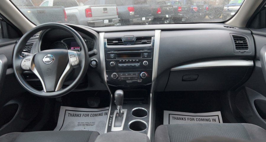2014 Nissan Altima 2.5 S, available for sale in Waterbury, Connecticut | West End Automotive Center. Waterbury, Connecticut 2014 Nissan Altima 2.5 S, available for sale in Waterbury, Connecticut | West End Automotive Center. Waterbury, Connecticut