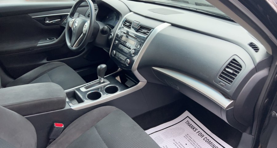 2014 Nissan Altima 2.5 S, available for sale in Waterbury, Connecticut | West End Automotive Center. Waterbury, Connecticut 2014 Nissan Altima 2.5 S, available for sale in Waterbury, Connecticut | West End Automotive Center. Waterbury, Connecticut
